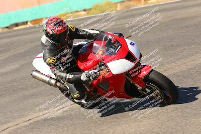 media/Oct-15-2022-TrackXperience (Sat) [[8f70b8b0be]]/Group 2/session 2 turn 3 and 4/